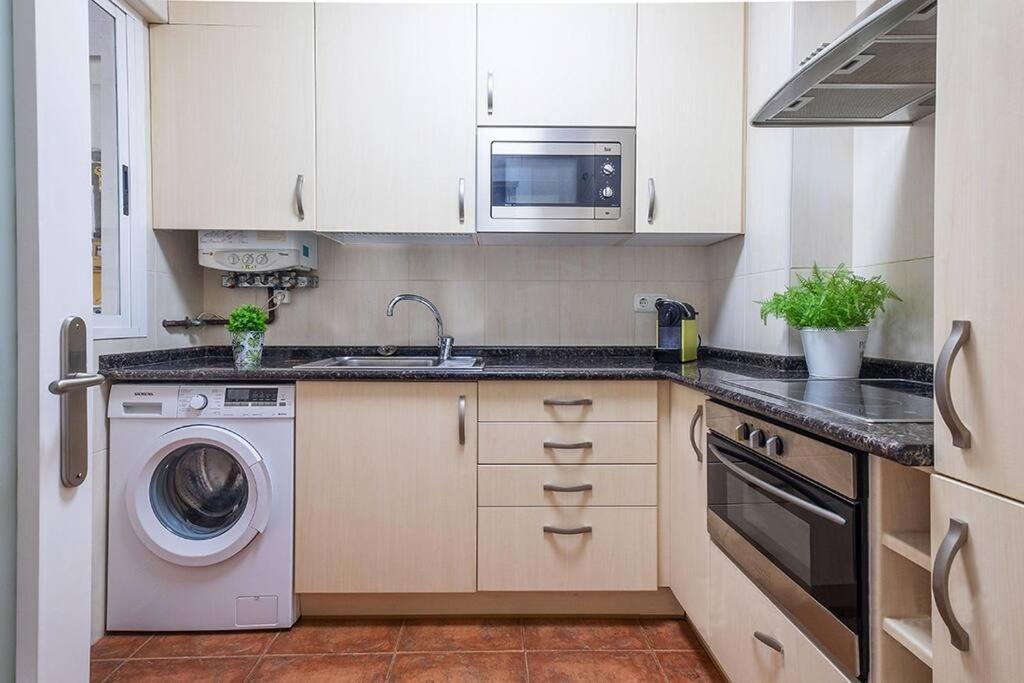 Apartamento A 5Min De La Playa De Ondarreta San Sebastian Bagian luar foto